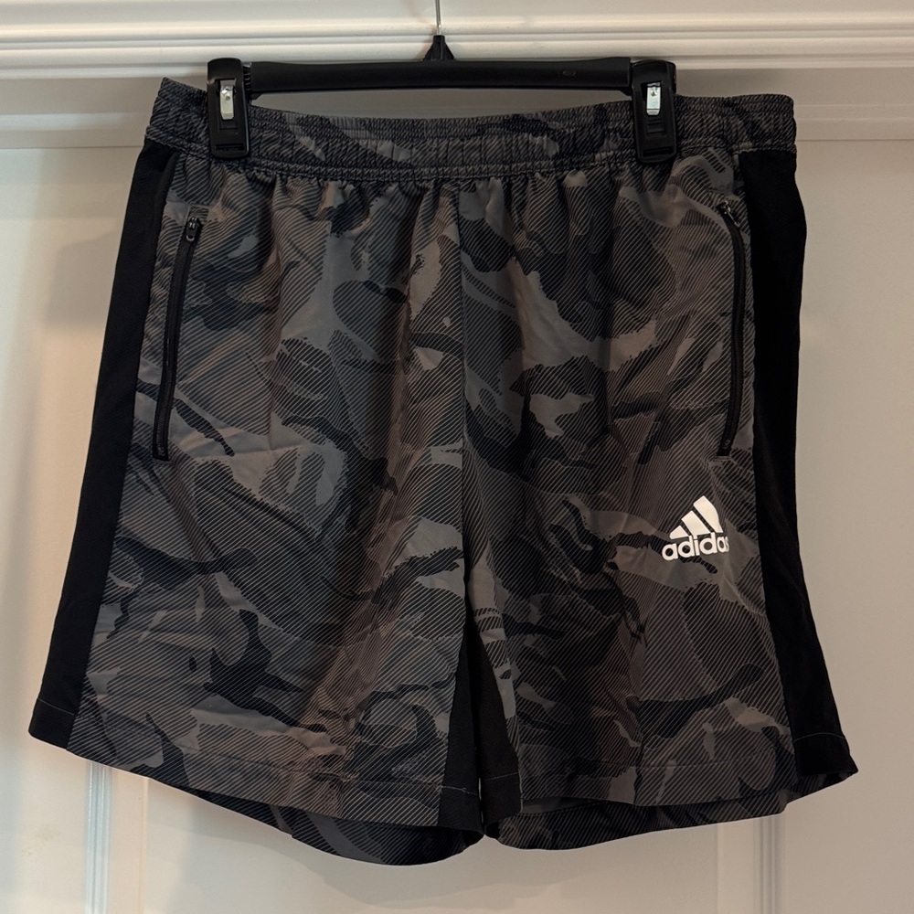 Adidas Men's Gray Camouflage Athletic Shorts